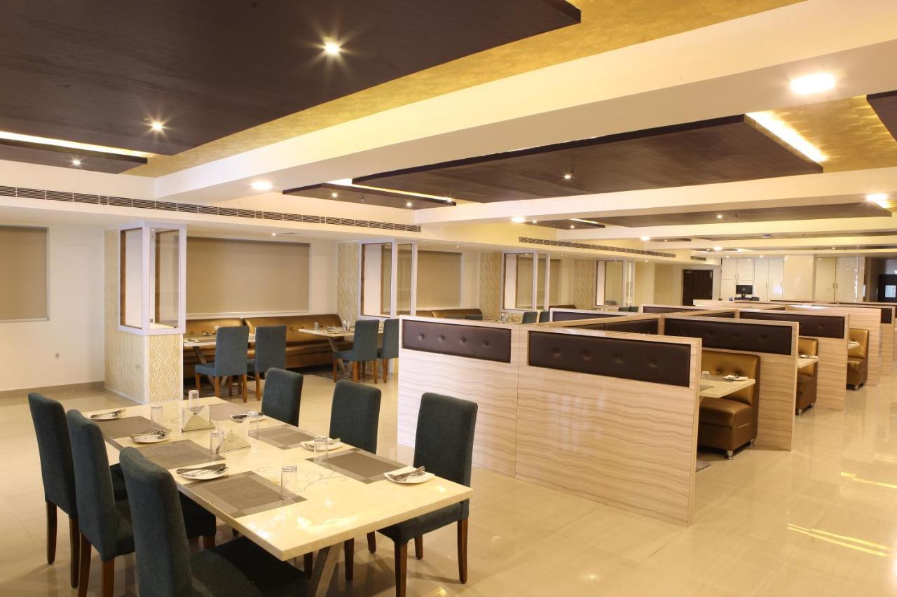 Nova Pride Hotel Χιντεραμπάντ Εξωτερικό φωτογραφία