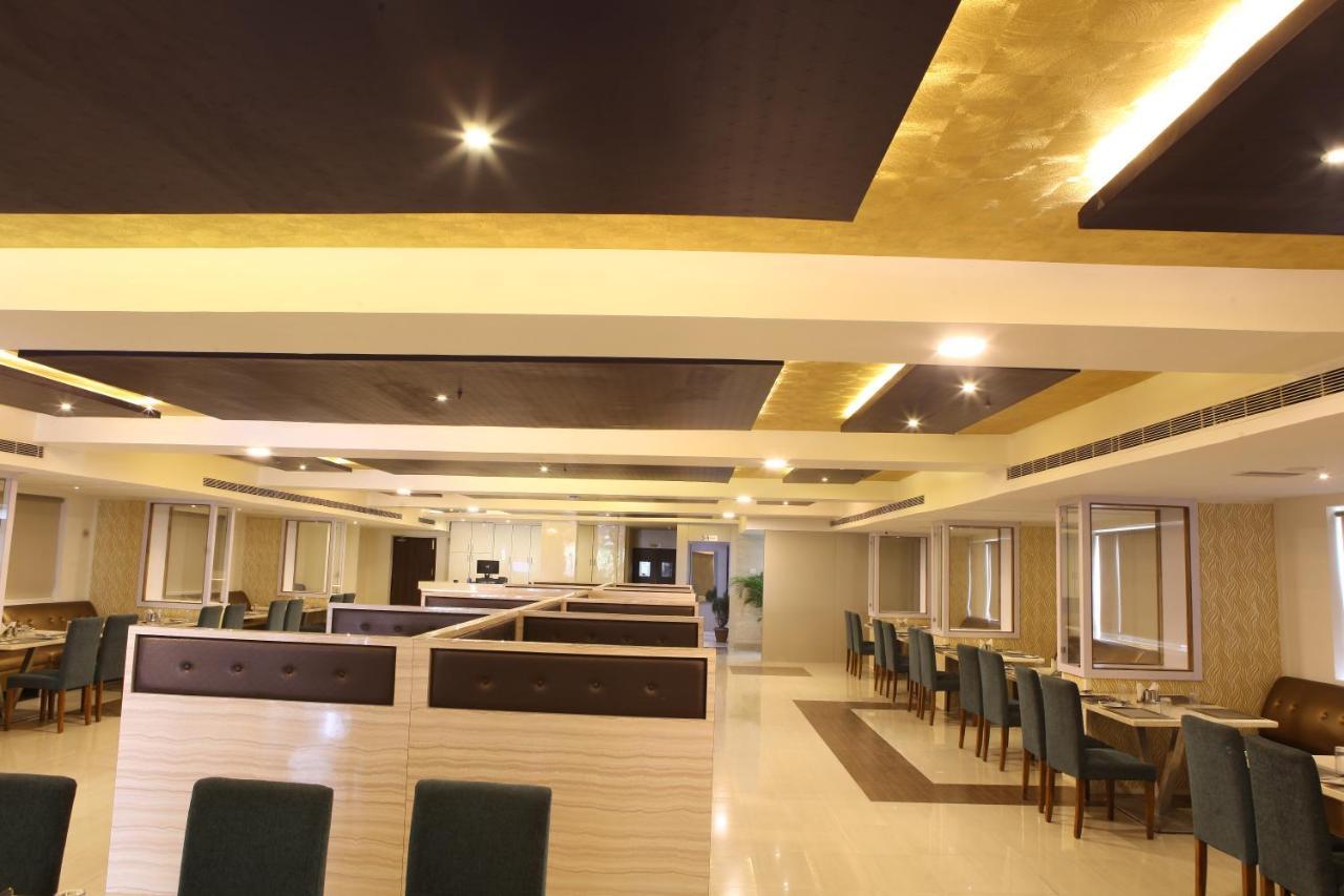 Nova Pride Hotel Χιντεραμπάντ Εξωτερικό φωτογραφία