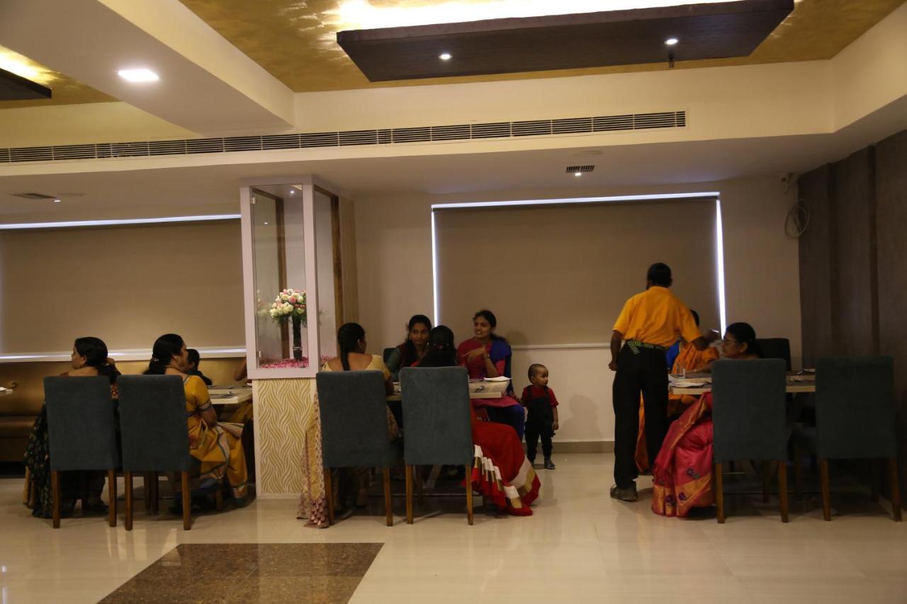 Nova Pride Hotel Χιντεραμπάντ Εξωτερικό φωτογραφία